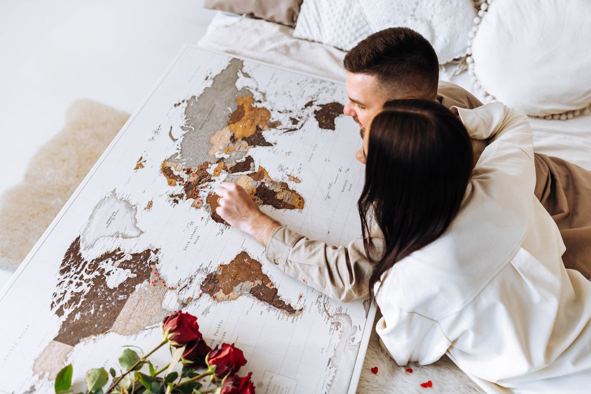 Couples Travel Map world map with pins