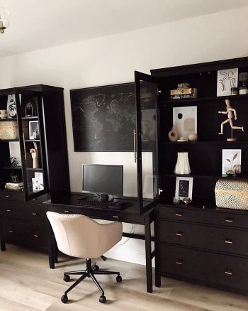 black-home-office-decor-push-pin-world-map-customer-photo