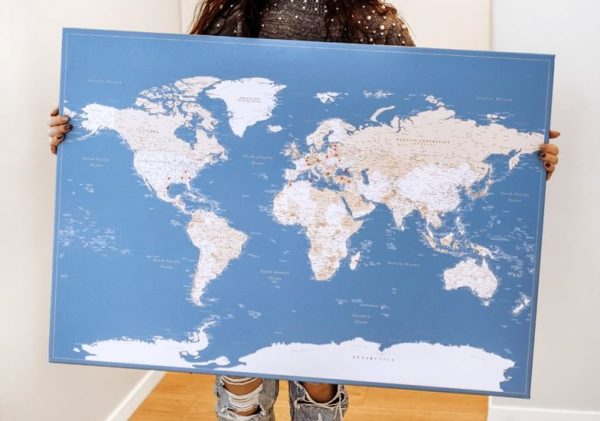 travel gift world map with pins blue 4p