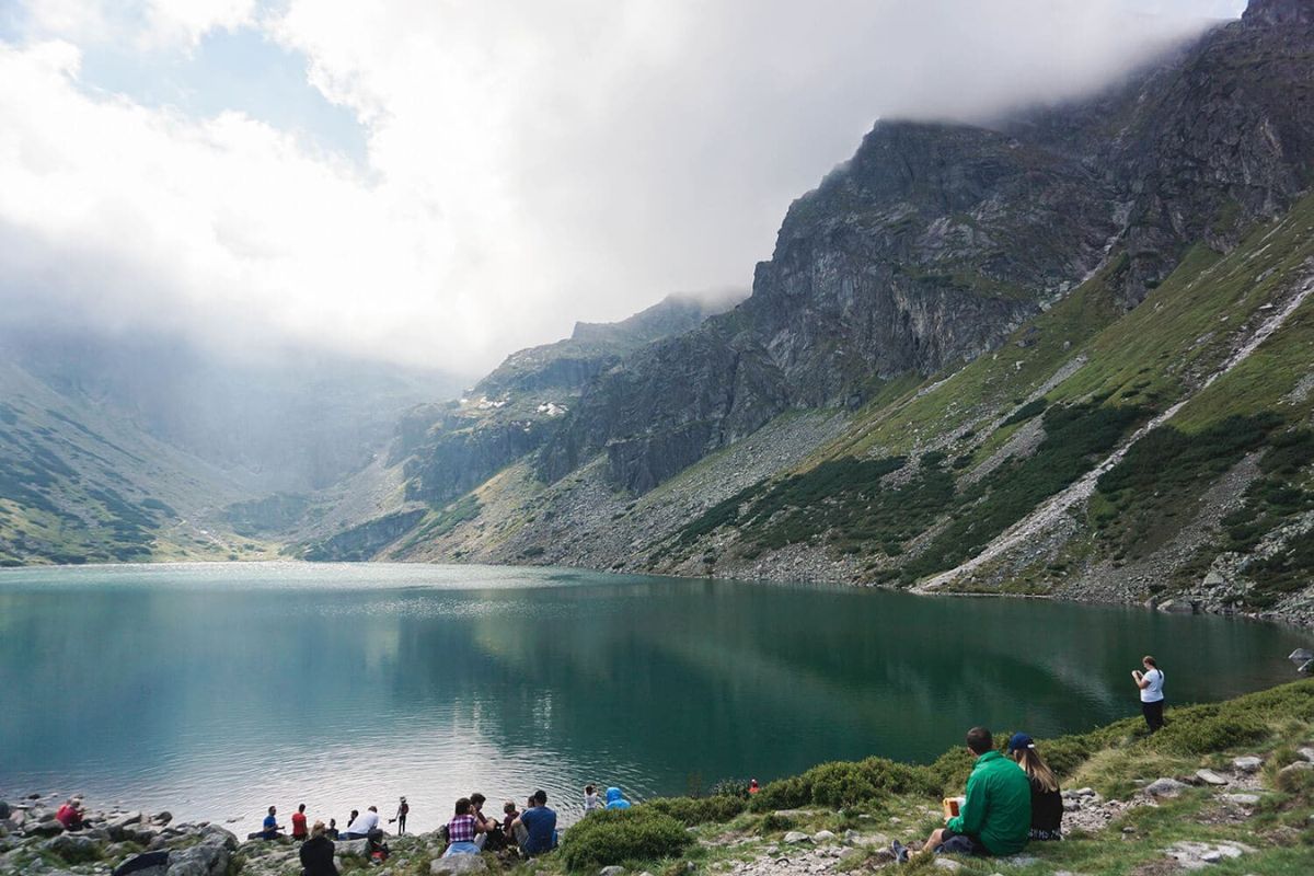 Czarny Staw Gąsienicowy ezeras kalnuose takas