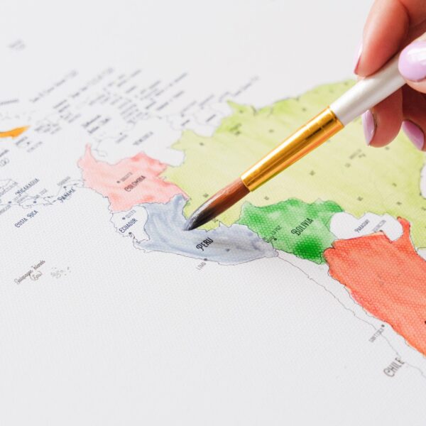pasaulio žemėlapis ant drobės nuspalvinti aplankytas šalis